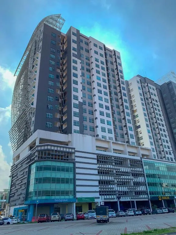 Apartment The Loft - Manhanttan Sovo, Taman Mount Austin By Cactus Homestay Johor Bahru